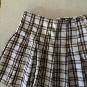 H&M Divided brown plaid pleated skirt